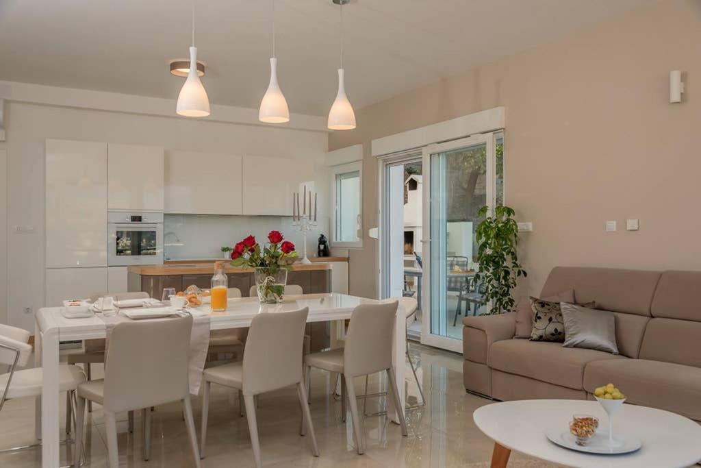 Villa Graf Podstrana Eksteriør billede